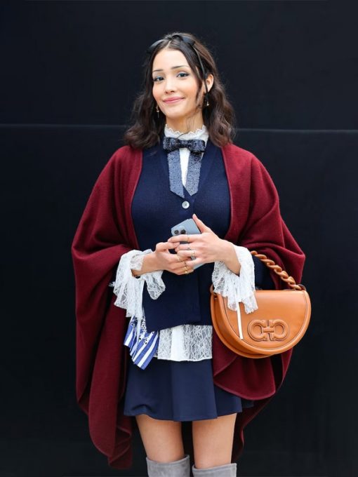 Gossip Girl S02 Zión Moreno Maroon Cape Cardigan