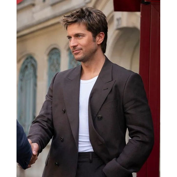 Emily In Paris S05 Lucas Bravo Suit