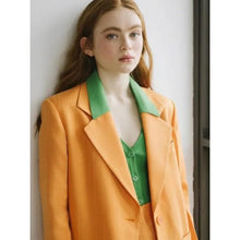 Stranger Things S04 Sadie Sink Orange Blazer