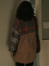 Superman and Lois S03 Sarah Cushing Plaid Shirt