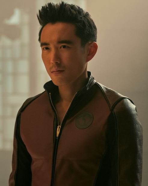 The Umbrella Academy S03 Ben Hargreeves Red Jacket