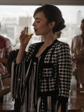 Emily In Paris S03 Emily Cooper Houndstooth Jacket