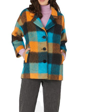 Wolf Like Me 2022 Isla Fisher Checkered Coat