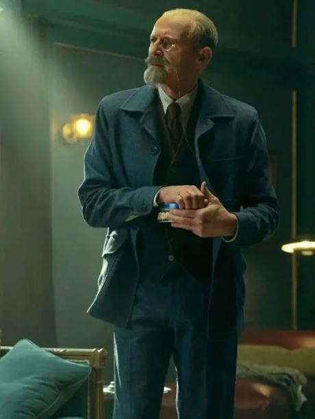 The Umbrella Academy S03 Reginald Hargreeves Coat